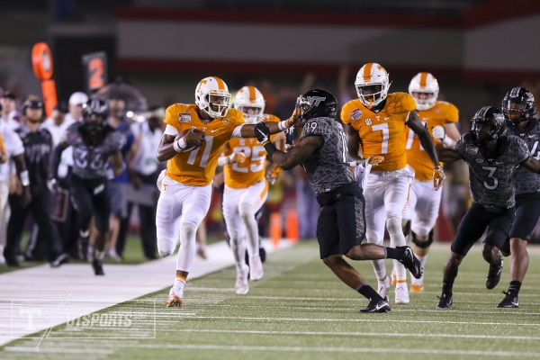 dobbs-stiff-arm